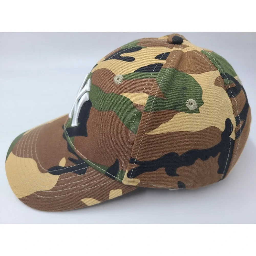 New York Yankees Camo Budweiser Adjustable Hat Cap SGA MLB Baseball‎ Brown Green
